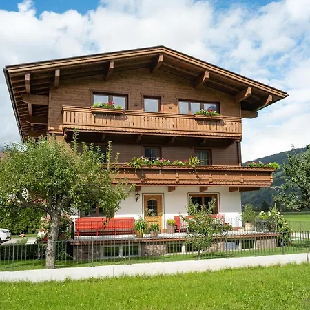 Haus Kreidl Bed & Breakfast 3*